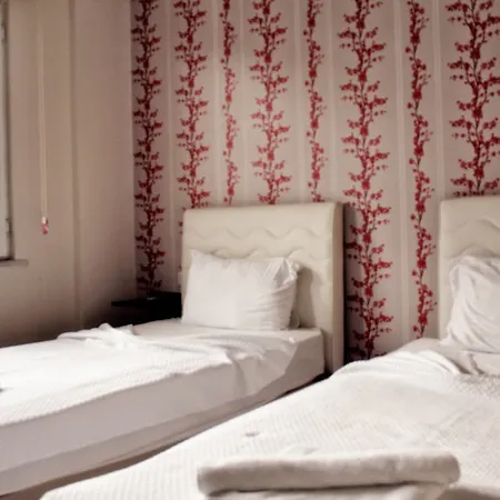 Dedeminn Garden Hotel